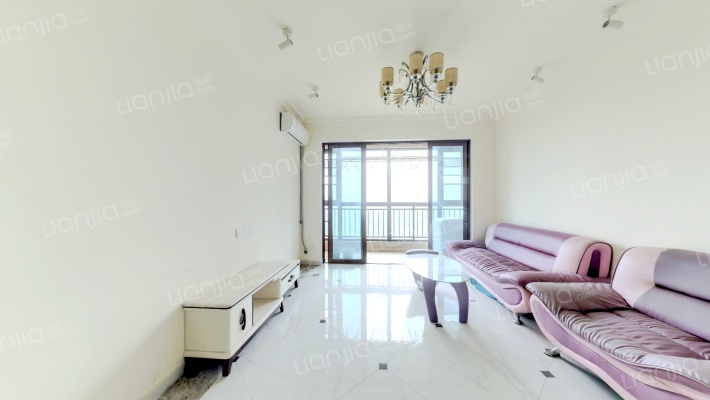 郑州碧桂园湖光山色二手房实景图