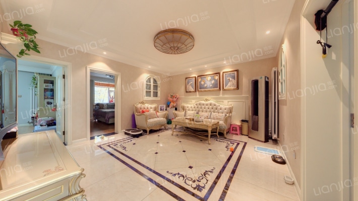 三里庄4号院二手房实景图