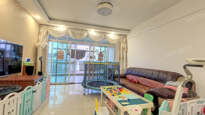 金輝新苑二手房实景图