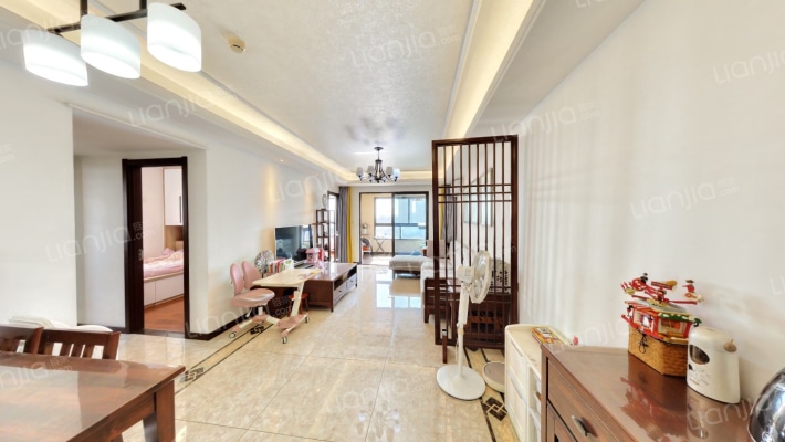 万科城四期二手房实景图