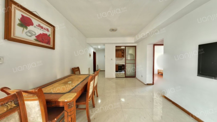 中航城公寓二手房实景图