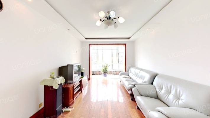 运动家园二手房实景图