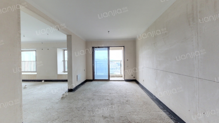 中骏璟宸二手房实景图