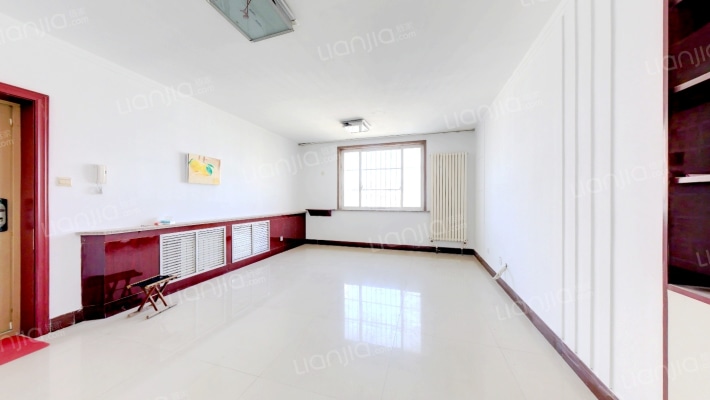 晨晖花苑二手房实景图