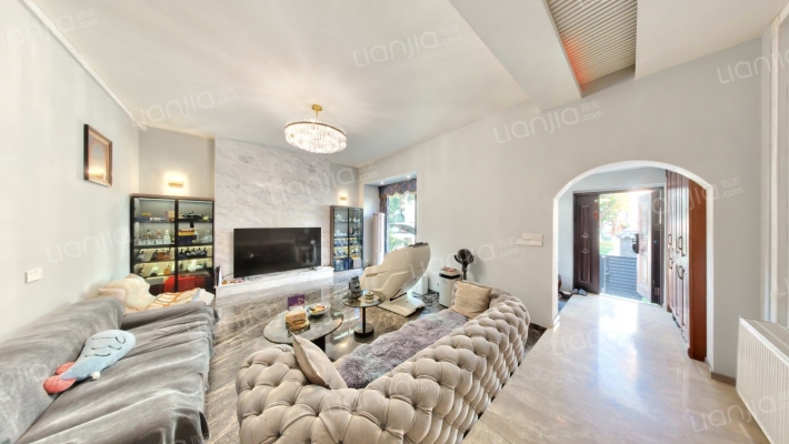 翠拥天地二手房实景图