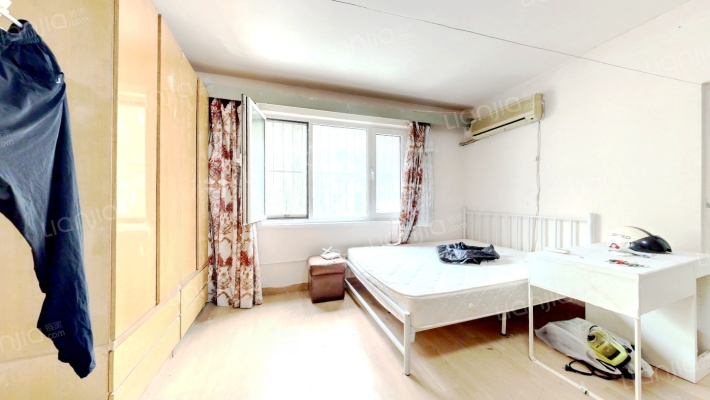 卧龙小区二手房实景图