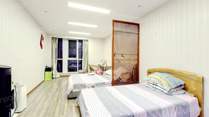 汇融大厦二手房实景图