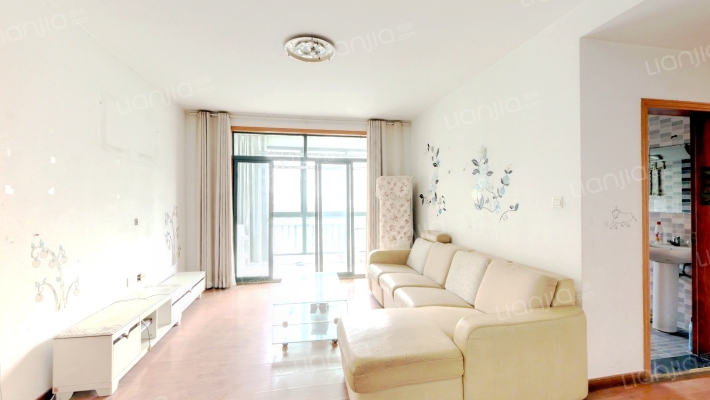 君悦华庭东区二手房实景图