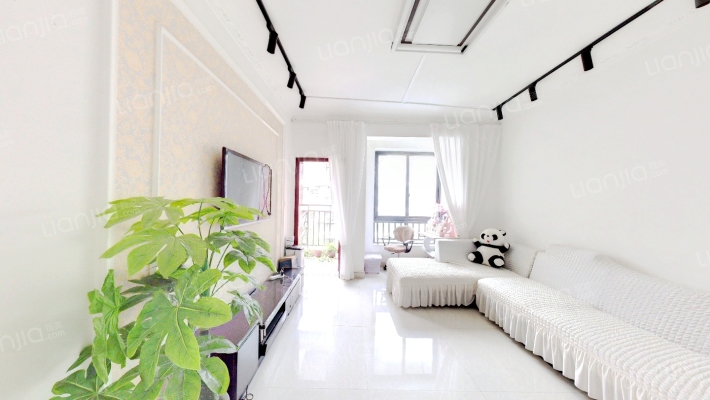 天鹅堡二手房实景图