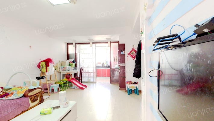 富豪新天地二手房实景图