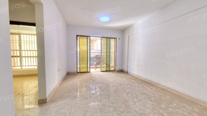 星运绿洲嘉园二手房实景图