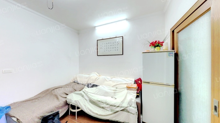 繁荣社区二手房实景图