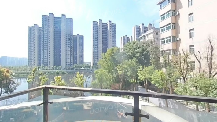 清和小区二手房实景图