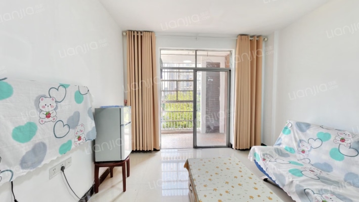天一尊邸二手房实景图
