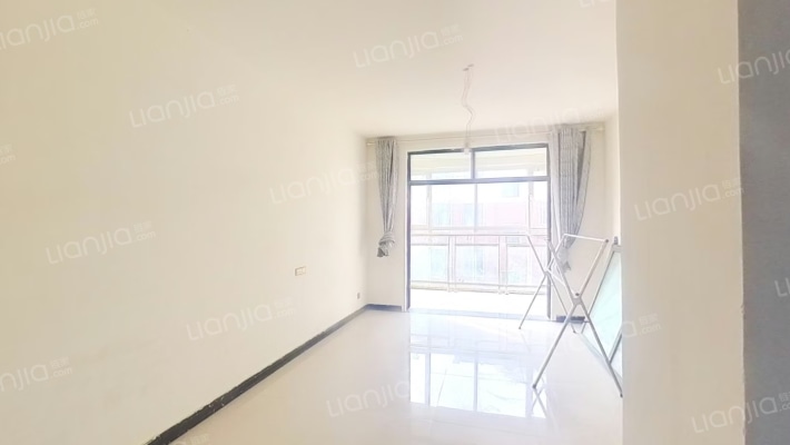 法姬娜欧洲城二手房实景图