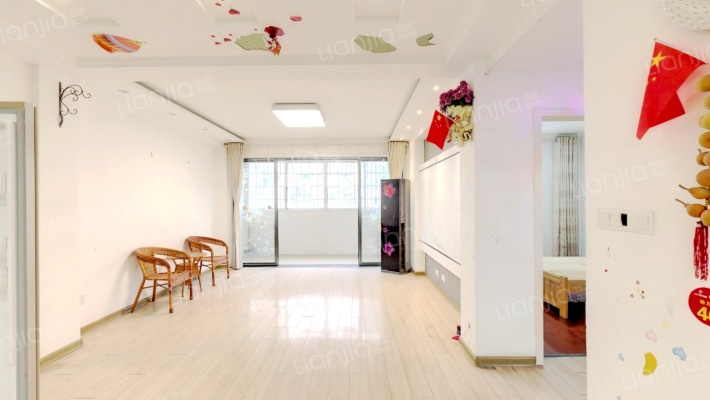 文康花园二手房实景图