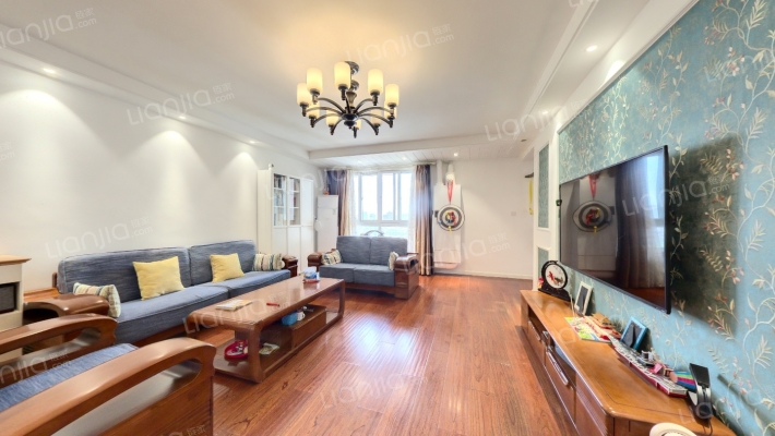 兰空桃园小区二手房实景图