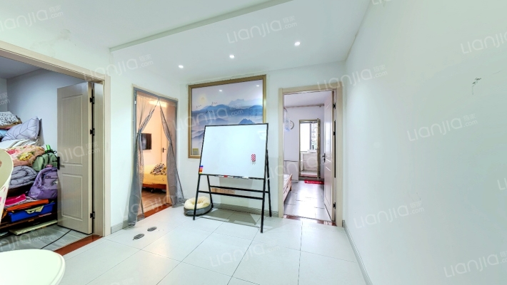 日报社宿舍二手房实景图