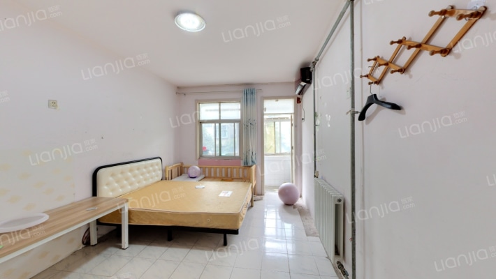 山师东路19号院二手房实景图