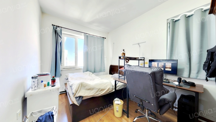 贵新小区二手房实景图