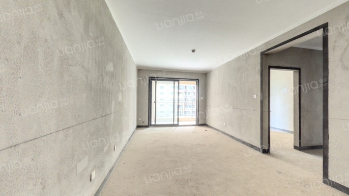 布洛可五区二手房实景图