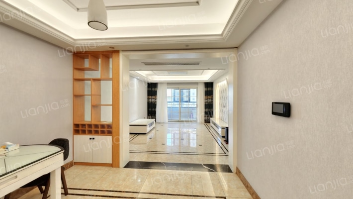 白金湾小区二手房实景图