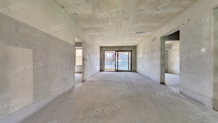 星河丹堤N区二手房实景图