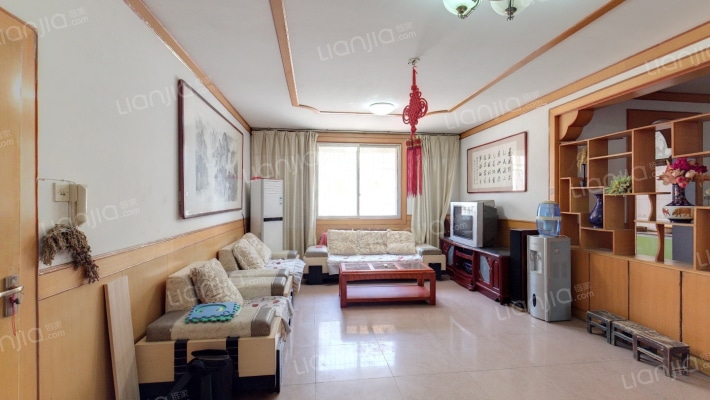 西坡南街5号院二手房实景图