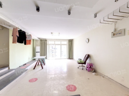 整租·东界龙湖 3室2厅 错层 东南