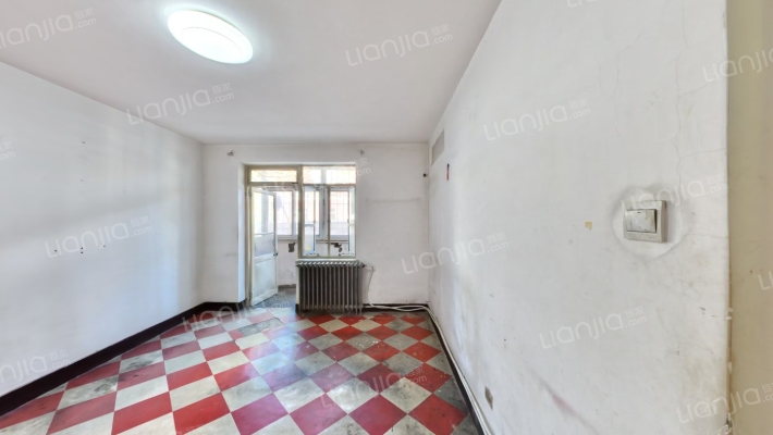 健春里二手房实景图