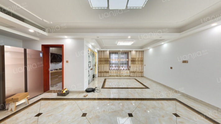 秀岸花园二手房实景图