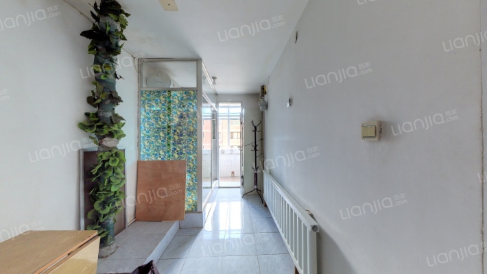 迎新社区二手房实景图