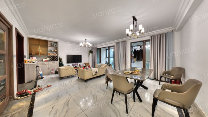 见山湖别院二手房实景图