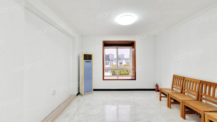 银河嘉园二手房实景图