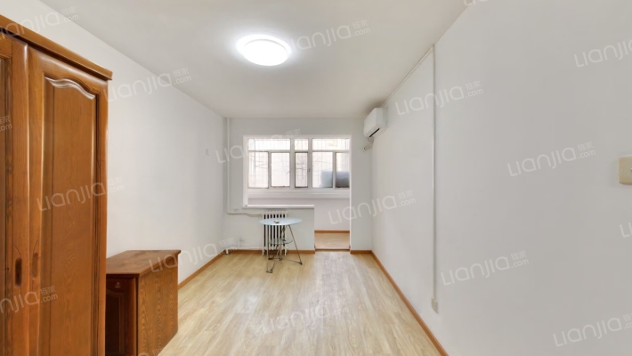 呼家楼新苑二手房实景图