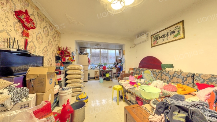 天涯石东街8号二手房实景图