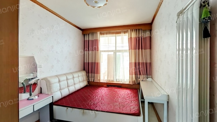 劳动路100号二手房实景图