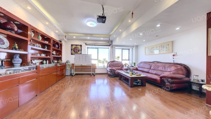 群力远大商务公寓二手房实景图