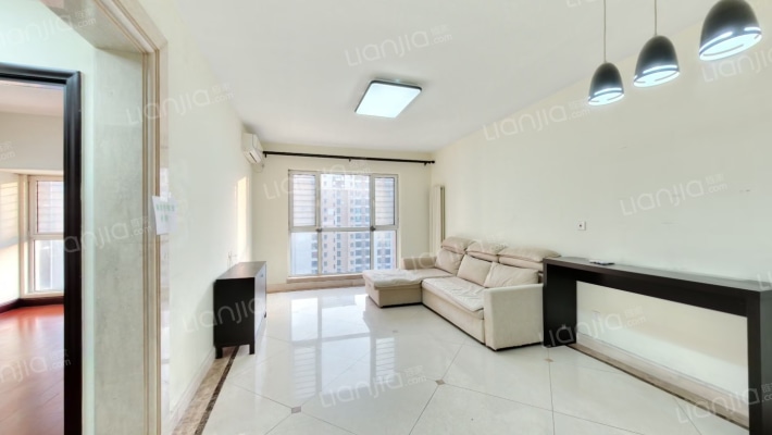 富力又一城C区二手房实景图