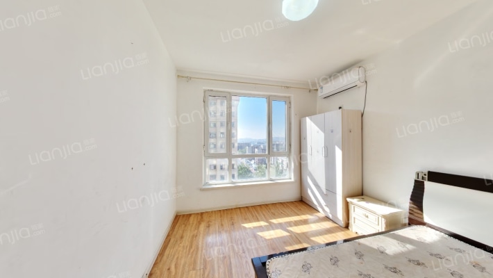 华丰金山花园二手房实景图