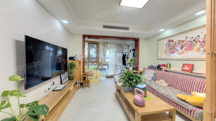 左岸名苑紫衫阁二手房实景图