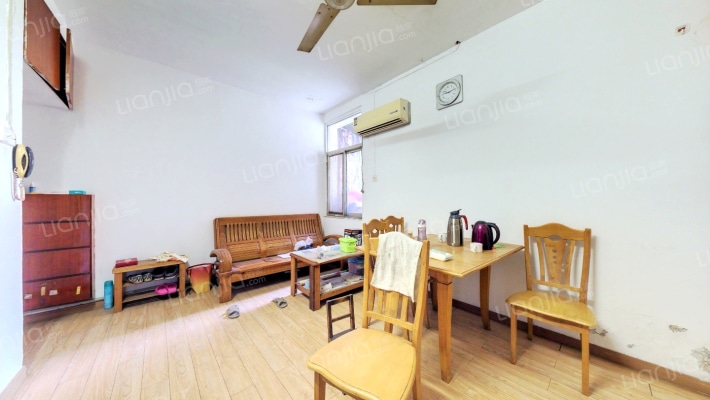 五棉宿舍二手房实景图