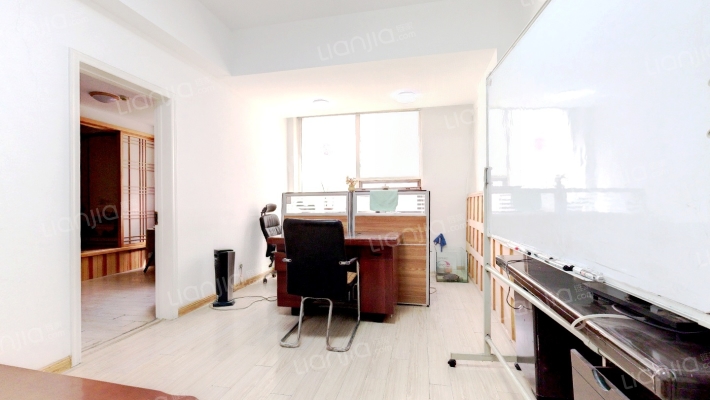 天通金融大厦二手房实景图