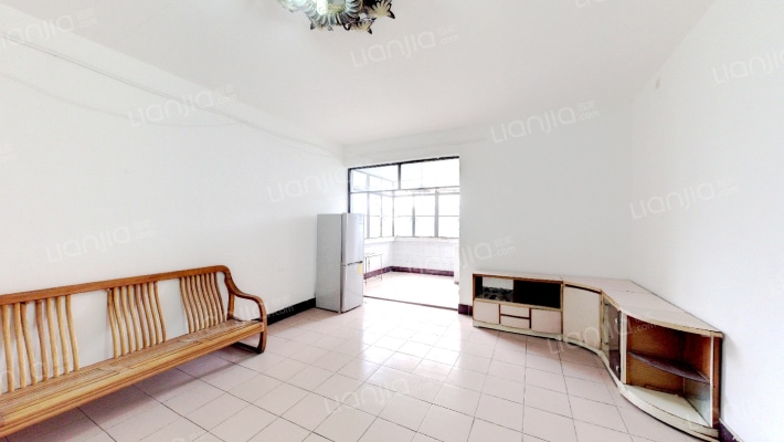 合龙街16号二手房实景图