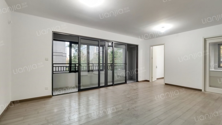 桂语听澜二手房实景图