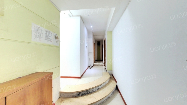 金马郦城东区二手房实景图