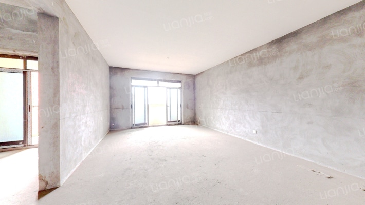 两江春城麓府二手房实景图