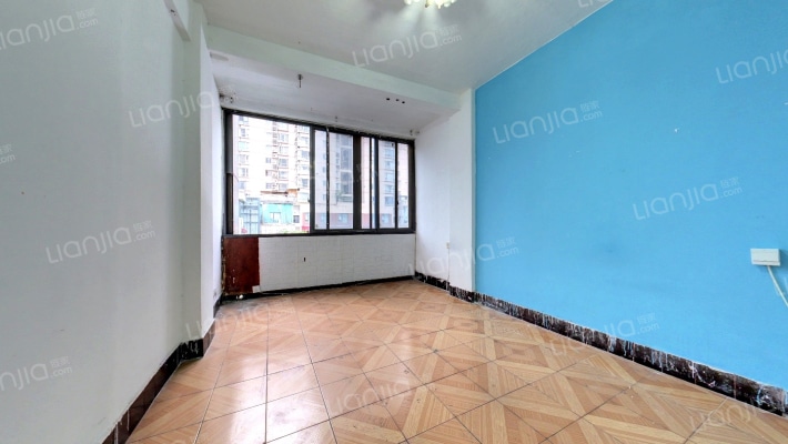 太升南路79号二手房实景图