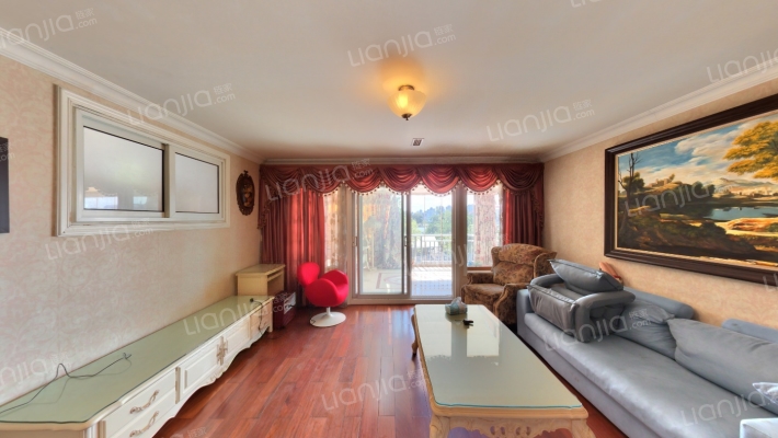 加拿大国际花园二手房实景图