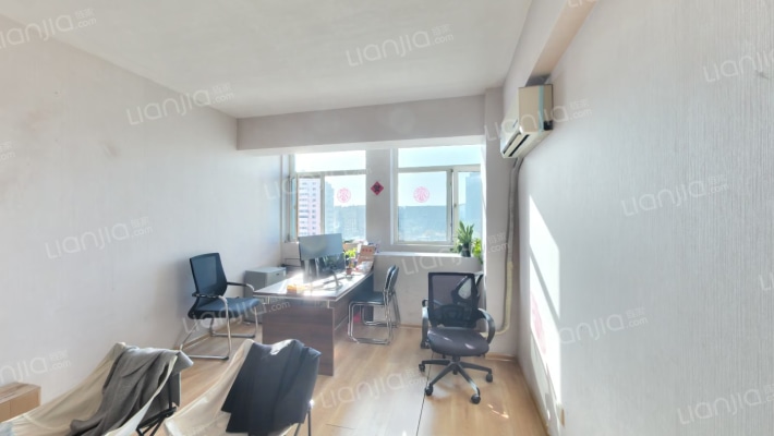 嘉馨商务大厦二手房实景图